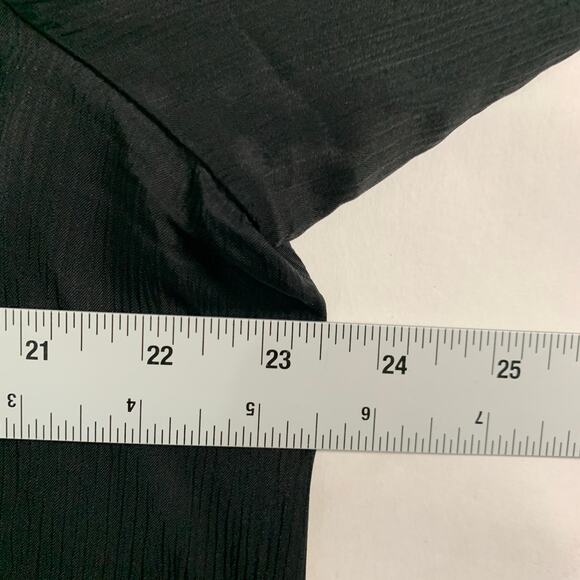 Eileen Fisher L Black Textured Cupro Round Neck Top Easy Fit Long Length - Picture 6 of 9